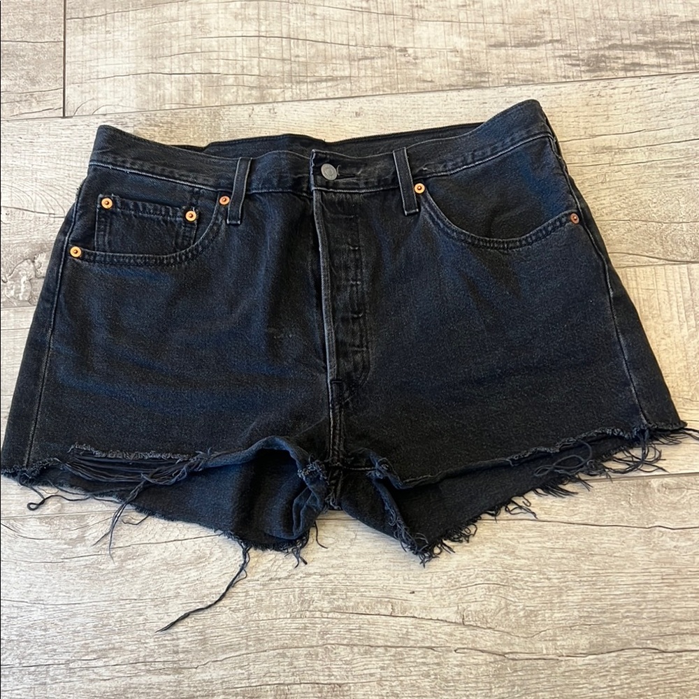 Levi's 501 Black Jean Shorts High-Waisted Frayed Hem Size 32 - Picture 2 of 12